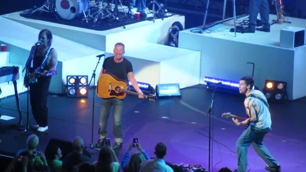 Springsteen Bleachers Chinatown